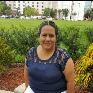 Meet your Posher, Laura