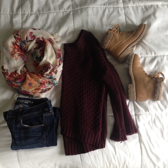 American eagle sweater