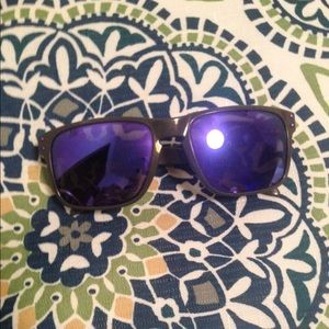 Oakley Holbrook - Purple lens