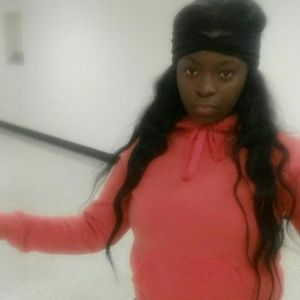 Meet your Posher, Nakia