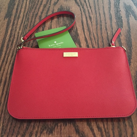 Red Kate Spade Wristlet (NWOT)