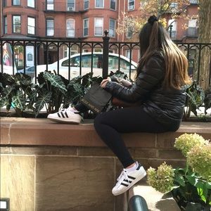 Meet your Posher, Samie