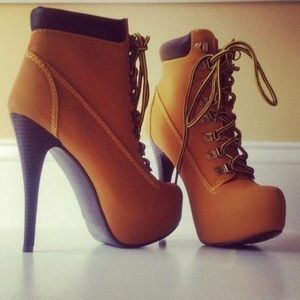 ON HOLD Timberland Style Heels Boots (Nine West).