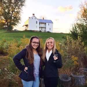 Meet your Posher, Julia