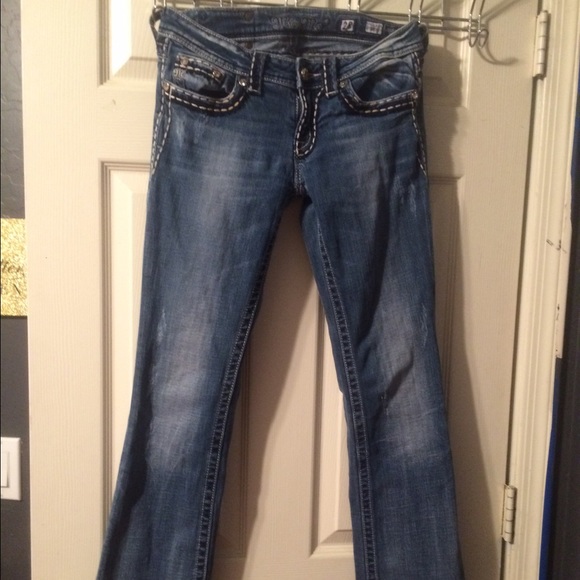 Miss me jean size 28