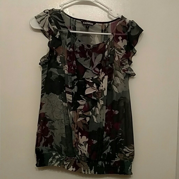 Express sleeveless top