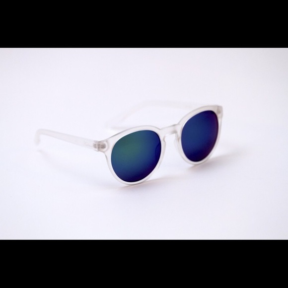 Kadmad sunglasses