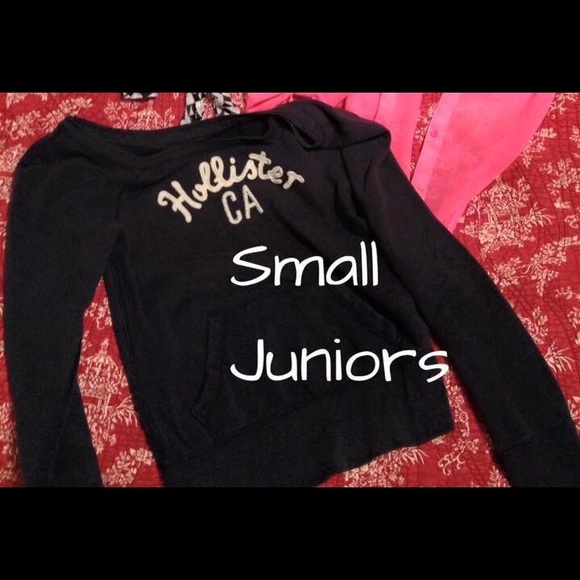 Navy blue Hollister sweatshirt