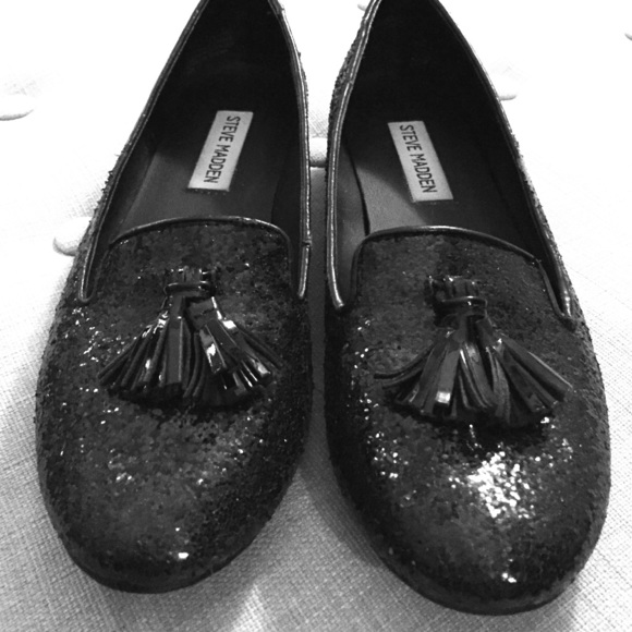 ❌❌SOLD❌❌Sparkle Black Flats - Picture 1 of 3