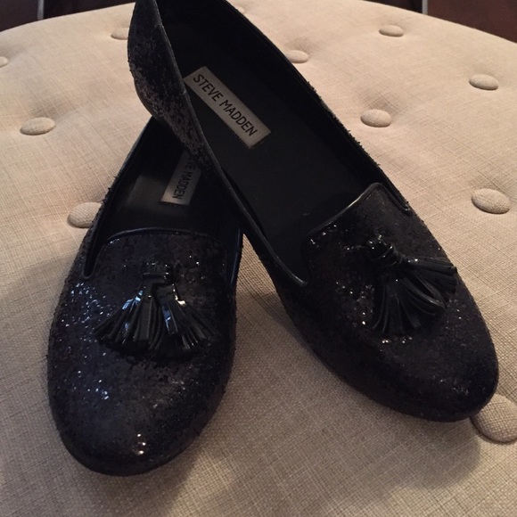 ❌❌SOLD❌❌Sparkle Black Flats - Picture 3 of 3