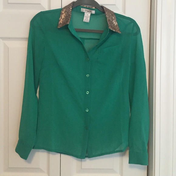 Green blouse