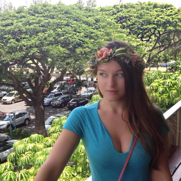 Meet your Posher, Jessica - Picture 1 of 1