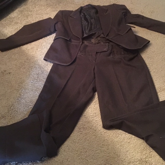 Pant suit