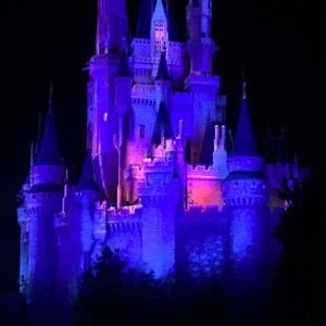 Meet your Posher, Mae