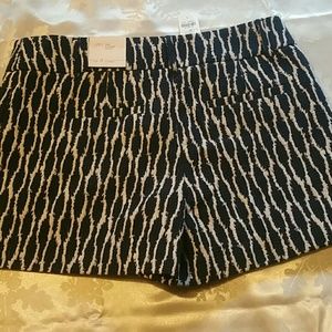 LOFT "The Riveria Short' Size 4