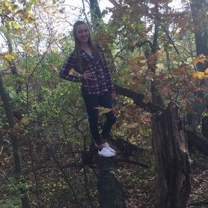 Meet your Posher, Brooke