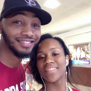 Meet your Posher, Elise