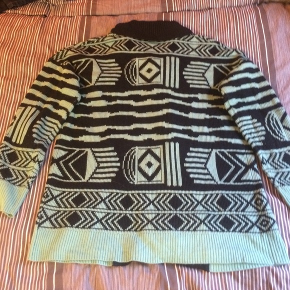 Aztec cardigan - Picture 2 of 4
