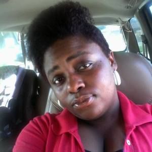 Meet your Posher, Latitia