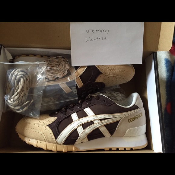 Size 9.5 ASIC x woei collab SOLD OUT