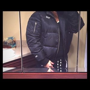 550 Crop puffy North face Jacket