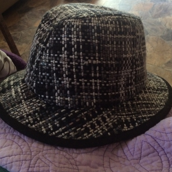 Steve Madden Hat