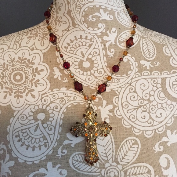 Embellished Cross Necklace - Picture 4 of 4