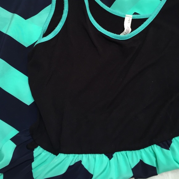 Chevlon dress - Picture 2 of 2