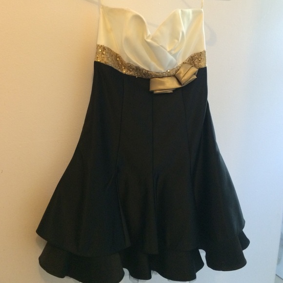 Jessica McClintock Cream, Gold, Black Formal Dress