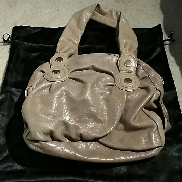 GUSTTO LEATHER SHOULDER HANGBAG
