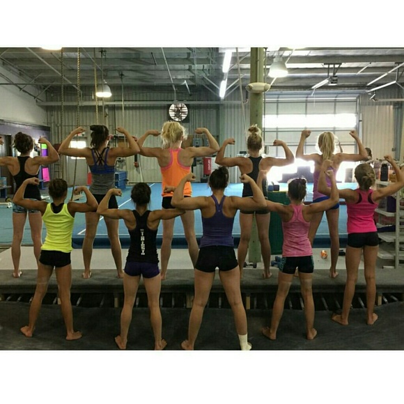 Meet your Posher, Mia