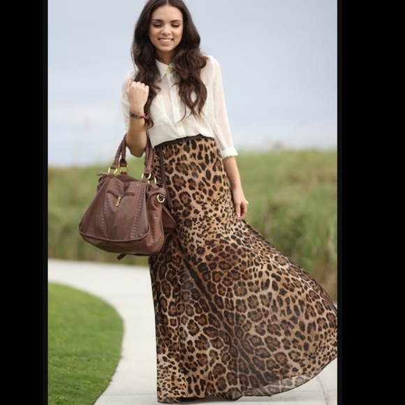 Maxi leopard skirt
