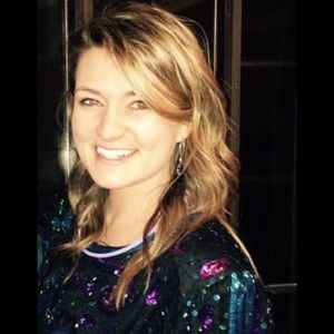 Meet your Posher, Corrie