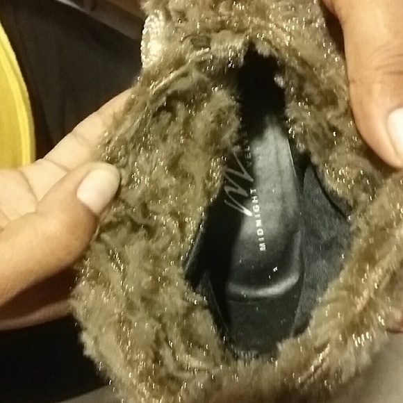 Boots - Picture 4 of 4