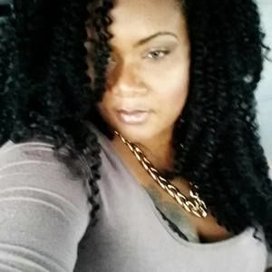 Meet your Posher, Tee