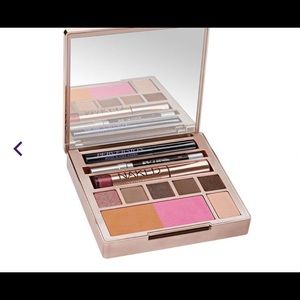 Naked on the run pallet