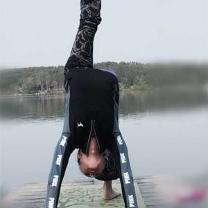 Meet your Posher, Nickie