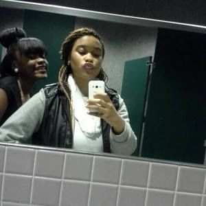 Meet your Posher, Amie