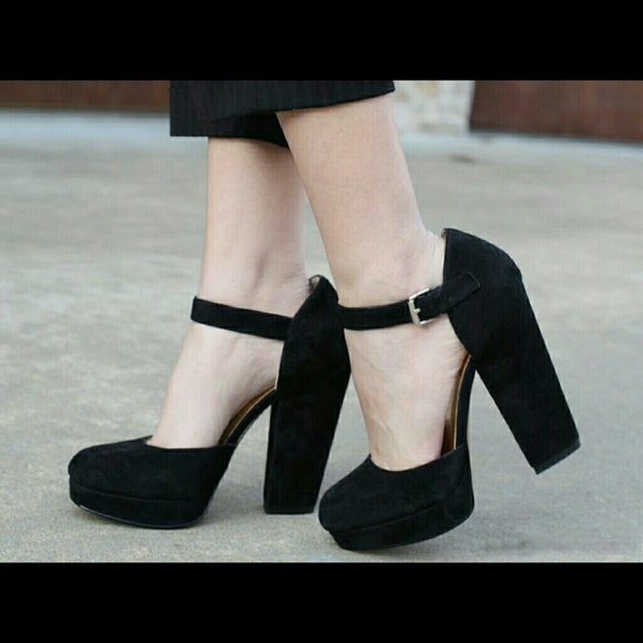 Nine West Aroundtown suede leather platform shoes
