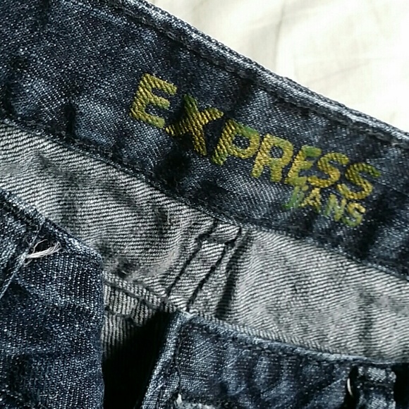 Size 6 dark wash Express Jeans