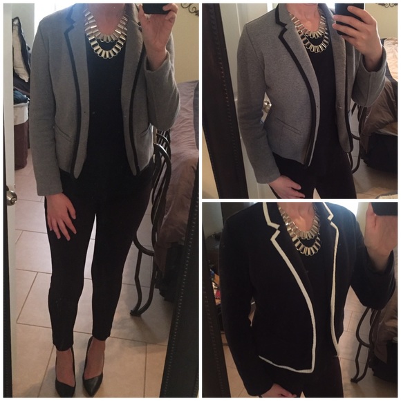 🙋🏻Sold in Bundle!🙋🏻Old Navy Fashion Blazer - Picture 4 of 4