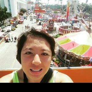 Meet your Posher, Danica