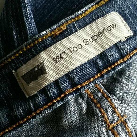 Levi Medium wash Jeans