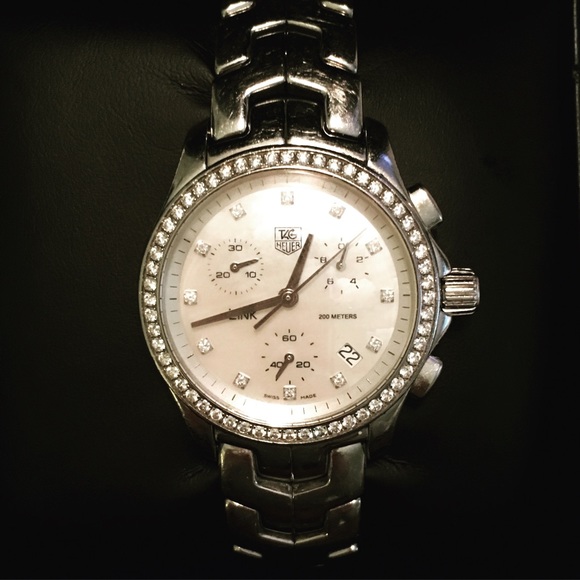 Gorgeous .91 Diamond 💎 Silver Tag Heuer Watch - Picture 1 of 3