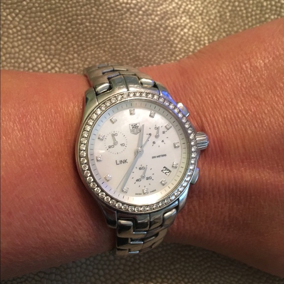 Gorgeous .91 Diamond 💎 Silver Tag Heuer Watch - Picture 3 of 3