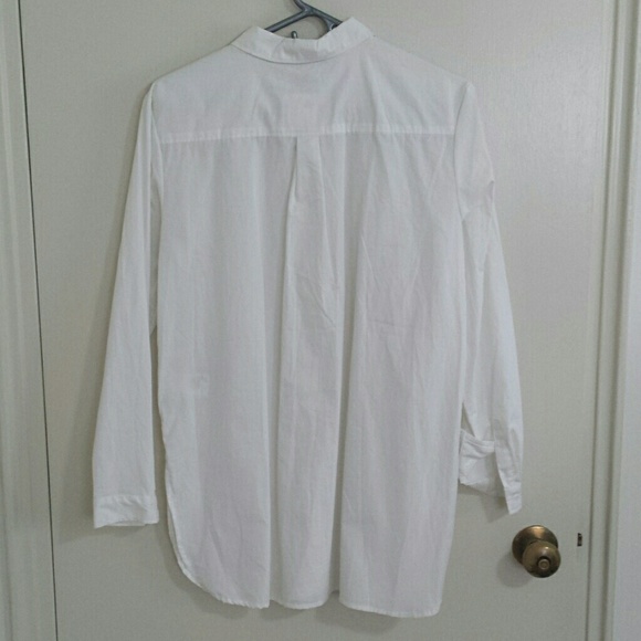 H&M Tops - Oversized white button down H&M Tops - Oversized white button down