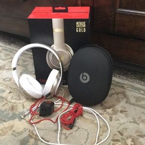 Beats studio wireless
