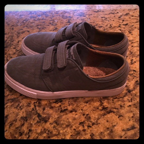 Nike Shoes - Rare Stefan Janoski gray canvas Velcro Nike SBs