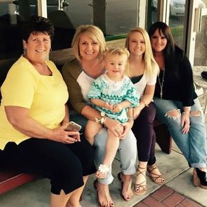 Meet your Posher, Lori