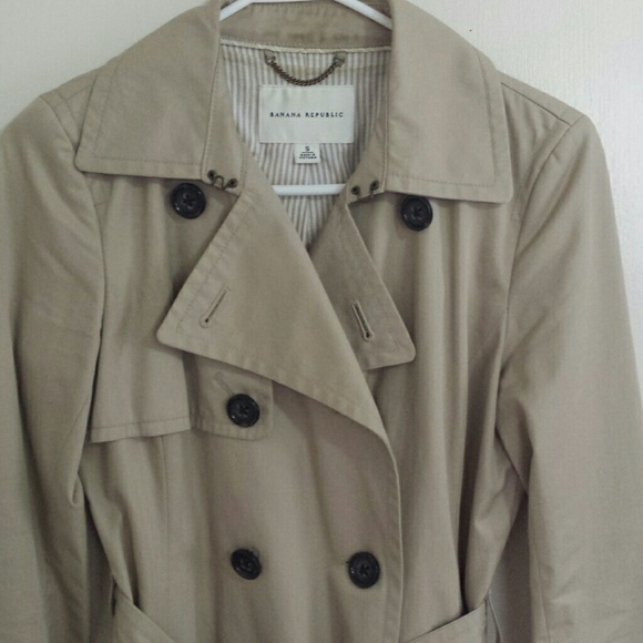 Banana Republic Jackets & Coats - Trench coat Banana Republic Jackets & Coats - Trench coat